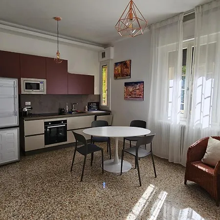 Fioravanti 9 Apartment *