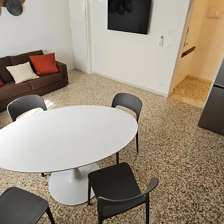 Fioravanti 9 Apartment Bologna