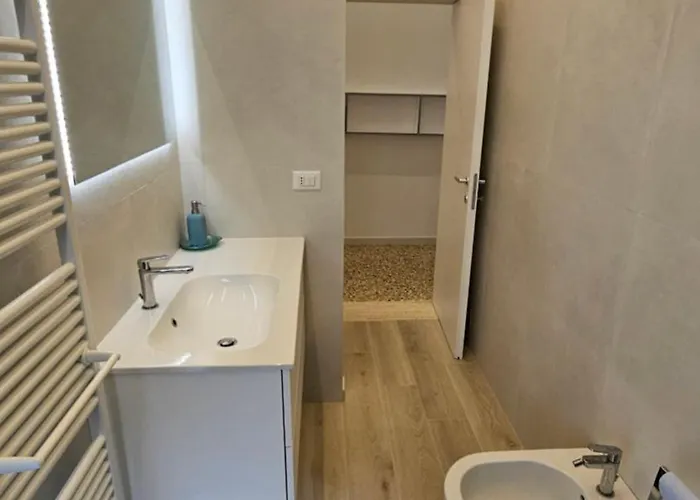 Fioravanti 9 * بولونيا