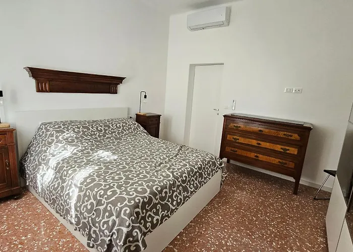 Fioravanti 9 * Boloňa